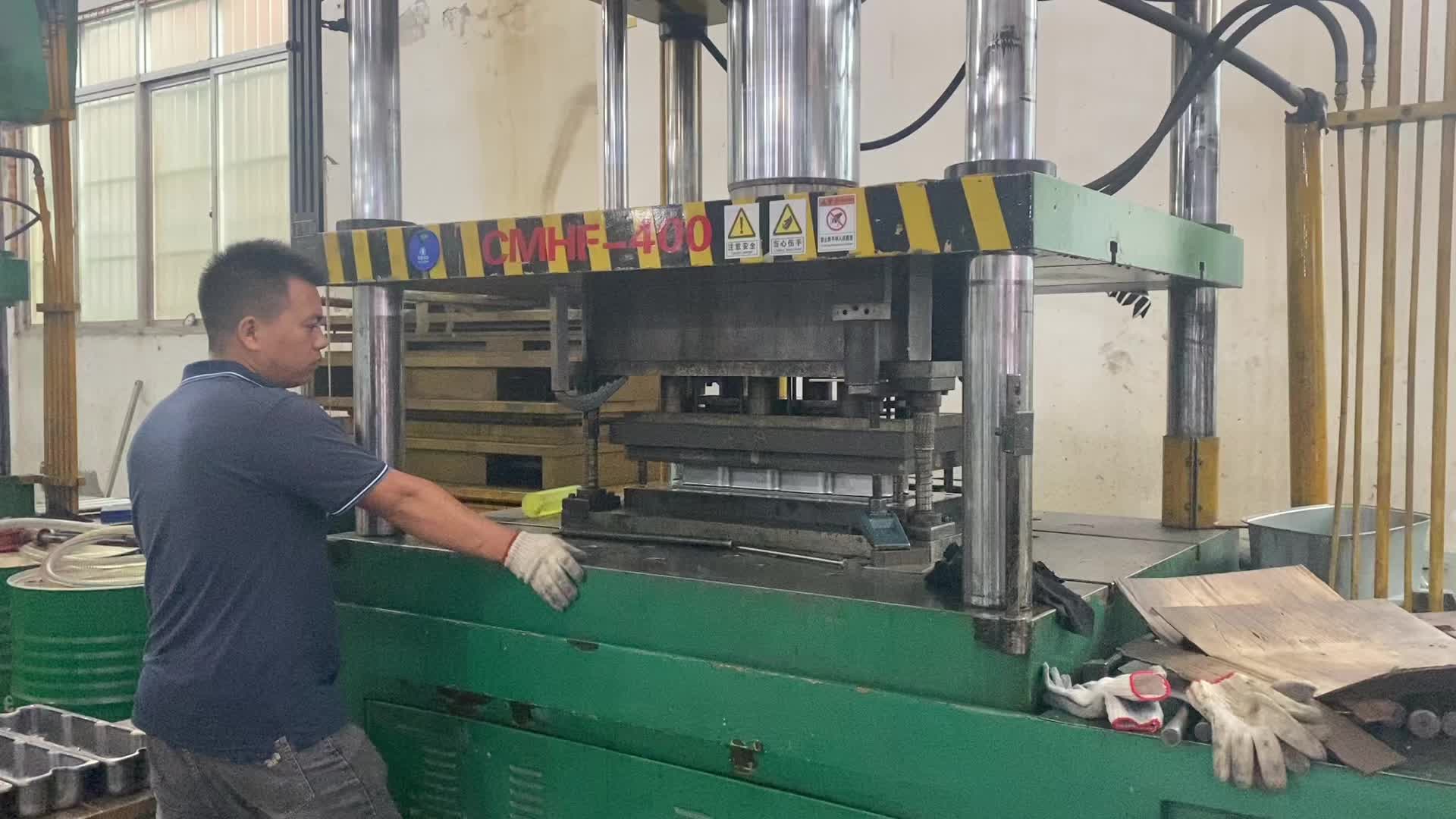 鹏丰精密-不锈钢精密钣金加工-苏州市五金冲压厂