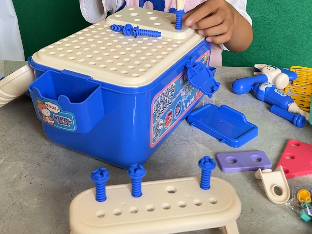 一起来玩工具箱玩具