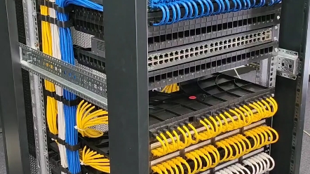 通道式理线架"快速换线"