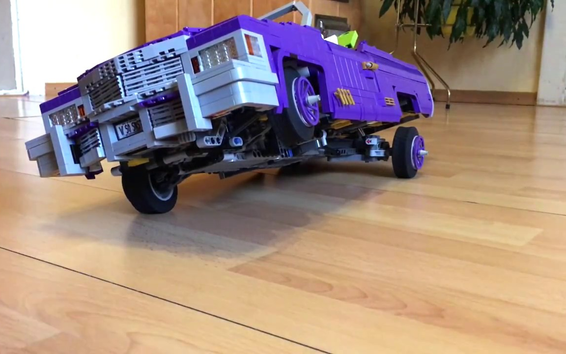 万能的乐高这才是真正的小丑车