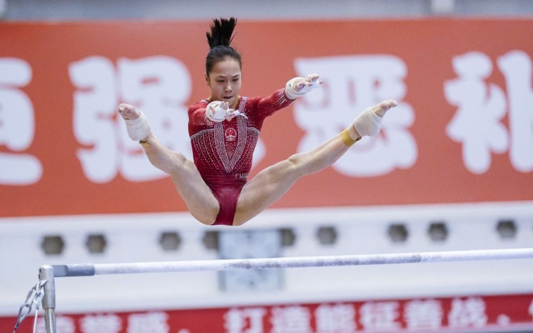 章瑾生活不易瑾瑾叹气瑾章高低杠失误合集