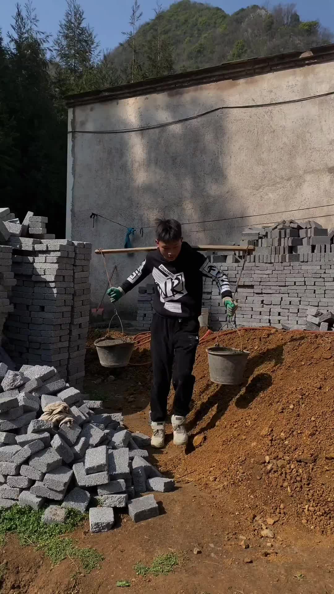 总不能还没有努力就向生活妥协了吧修车小杨农村生活