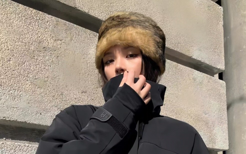 mackage/迈凯奇 23fw 拼色滑雪羽绒服