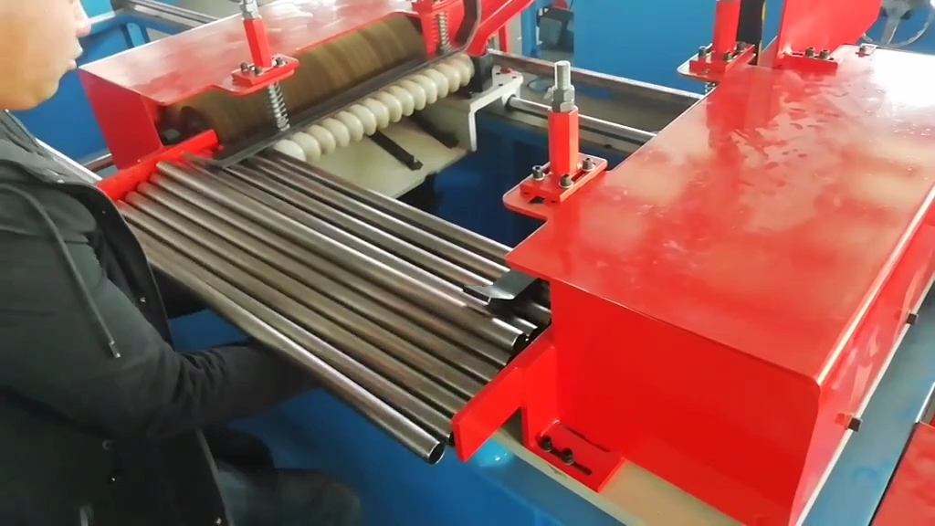 双头刷毛刺机视频  自动毛刷机