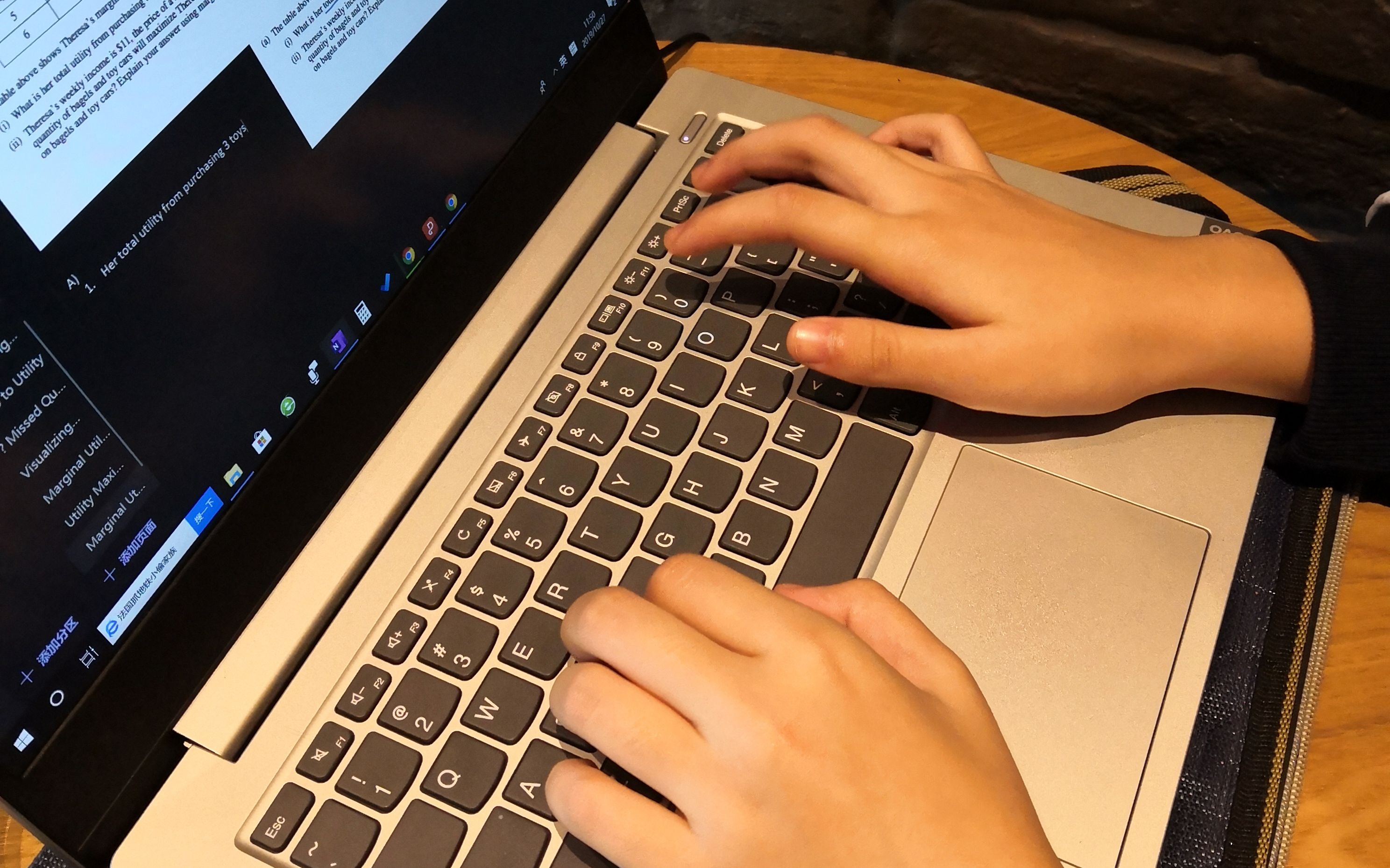 【白噪音】打字声/敲键盘声(学习,睡眠,安抚情绪)_哔哩哔哩 (゜-゜)つ