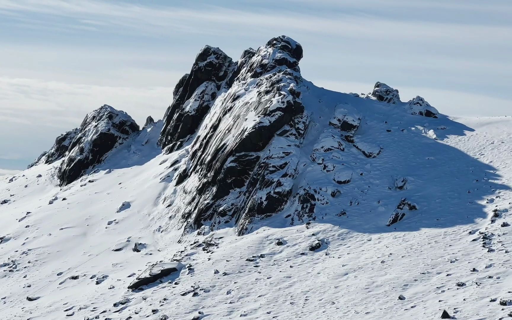 【光腿雪山挑战】原来铁炉堡山顶的风景是真实存在的