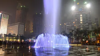 Скачать видео: 花城广场音乐喷泉