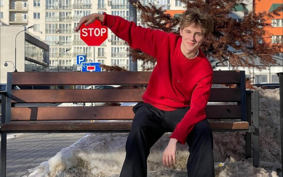 来看看白俄罗斯的少年感帅哥