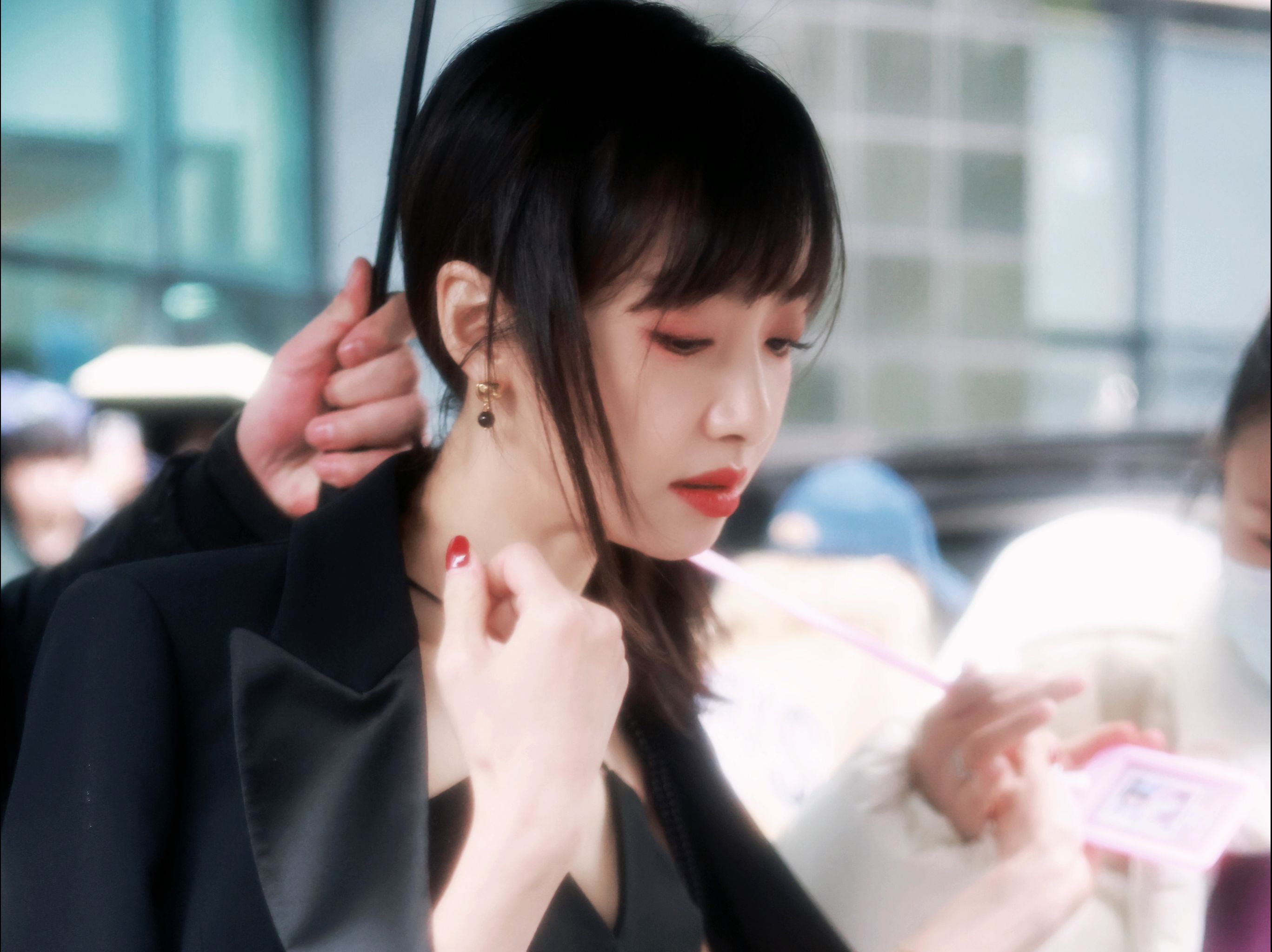 【宋茜】240118《我们的翻译官》芒果tv扫楼下班 饭拍5则