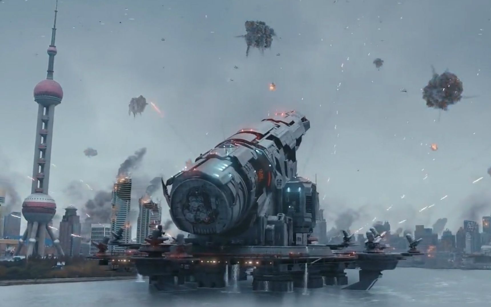 未来中国研制出巨型大炮一炮就打掉了外星人母舰最新科幻电影