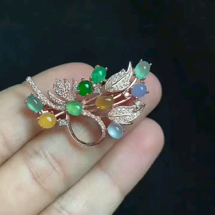 god通灵石翡翠蛋面925银镶胸针裸石:6-4-2 mm