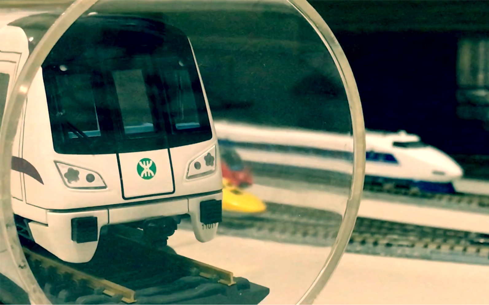 当深圳地铁11号线列车模型遇上日本铁道模型