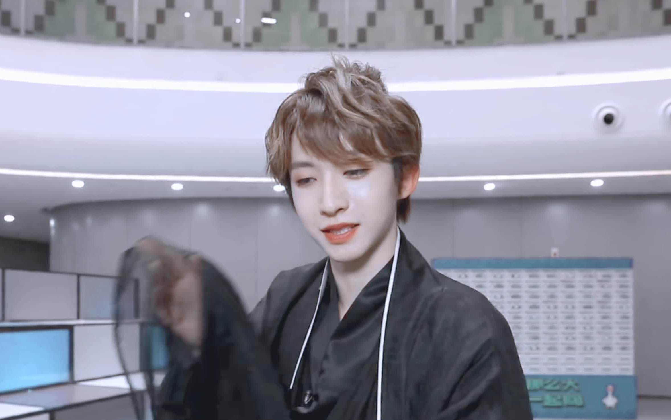 【刘宇】封印解除?穿上汉服的小宇竟有这样一面!| 大岛日记沙雕向