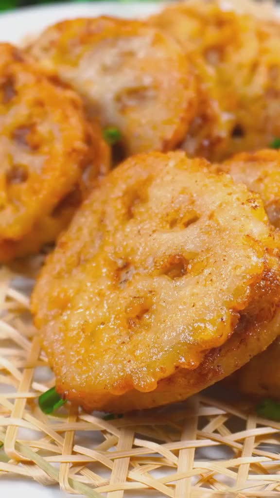 湖北特色美食——藕夹,外酥里糯,逢年过节都要吃