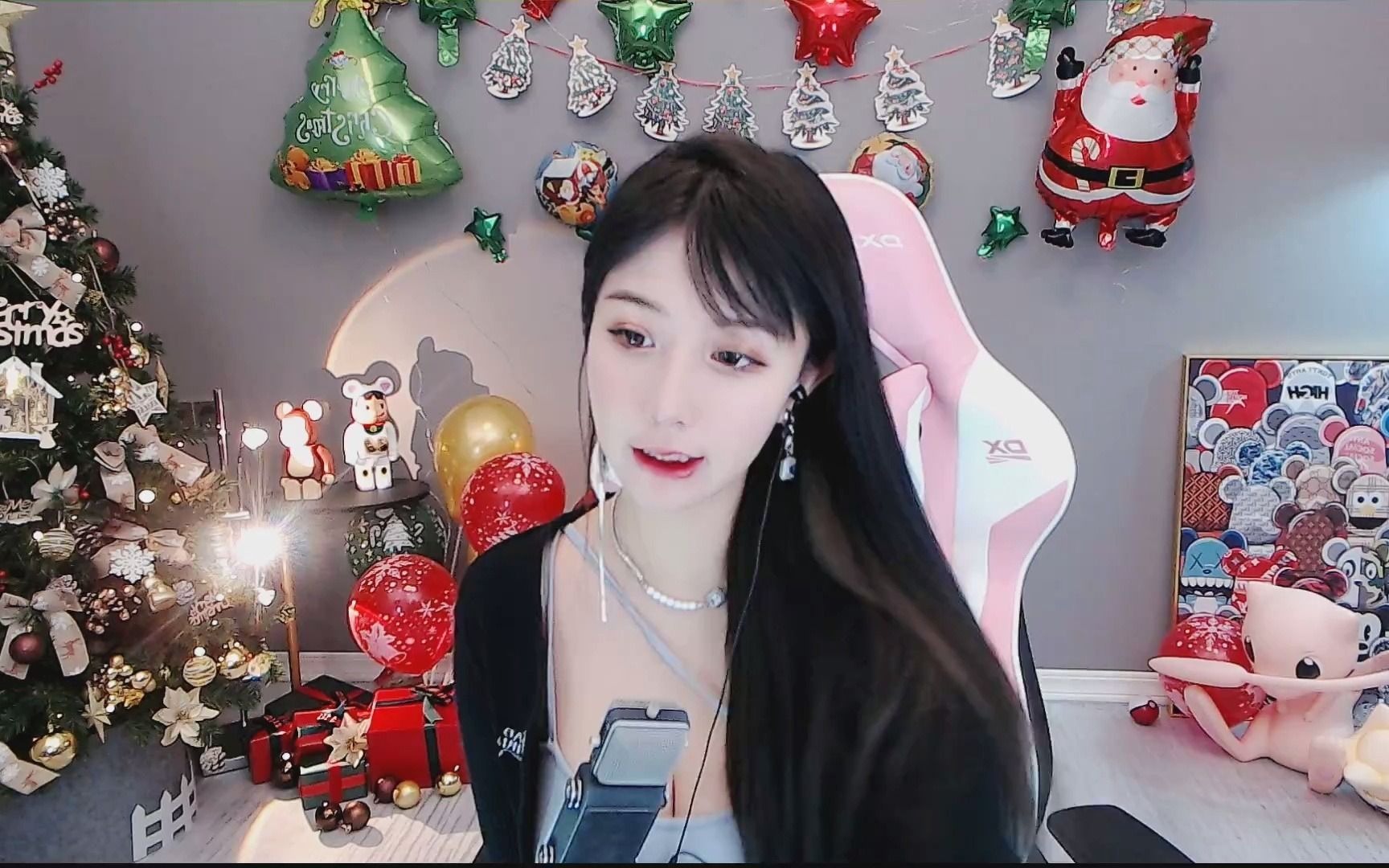 猫九酱_2021-12-26 22时39分这是谁的小鹿!5671259