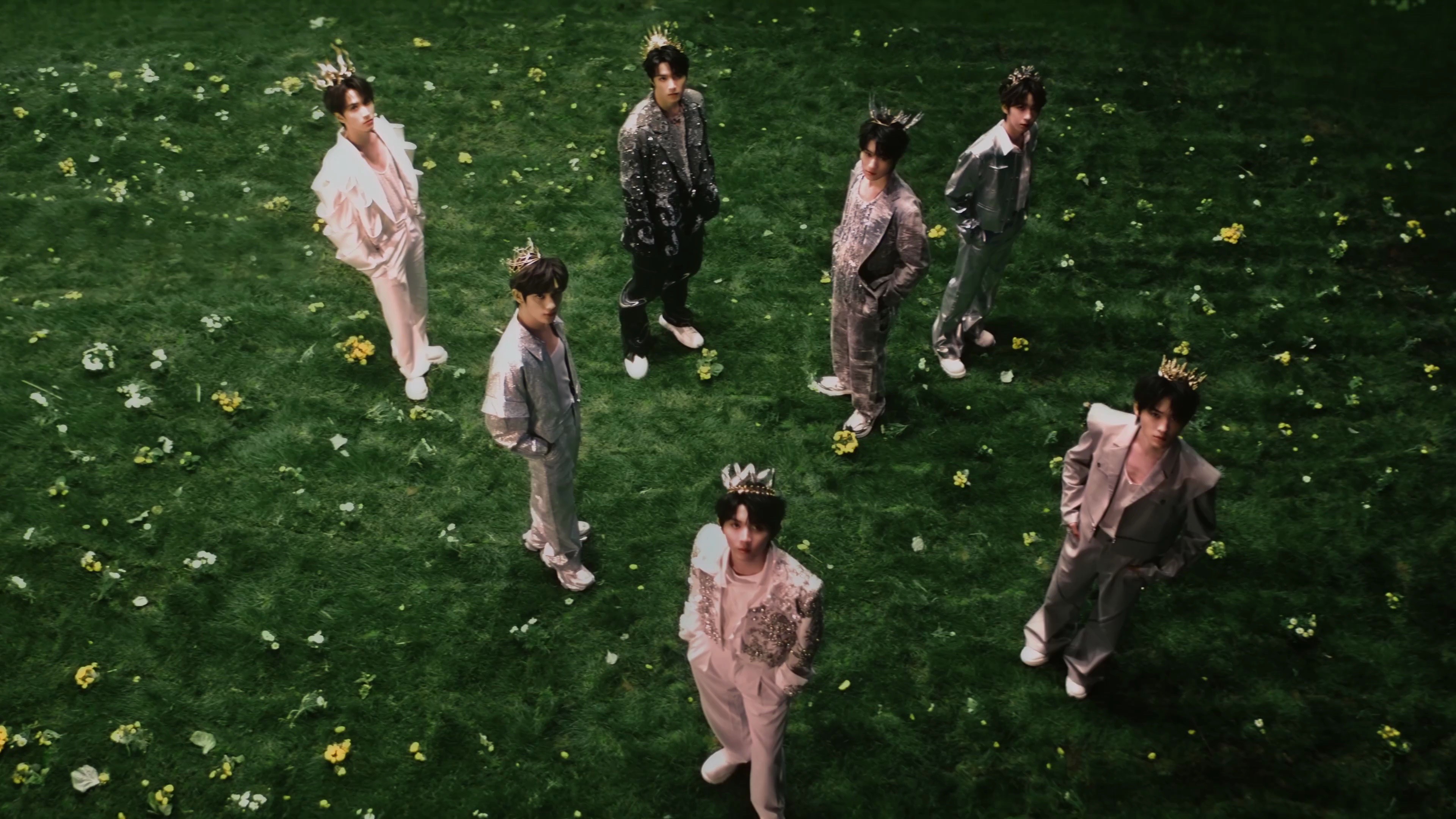 第四张专辑「加冠」