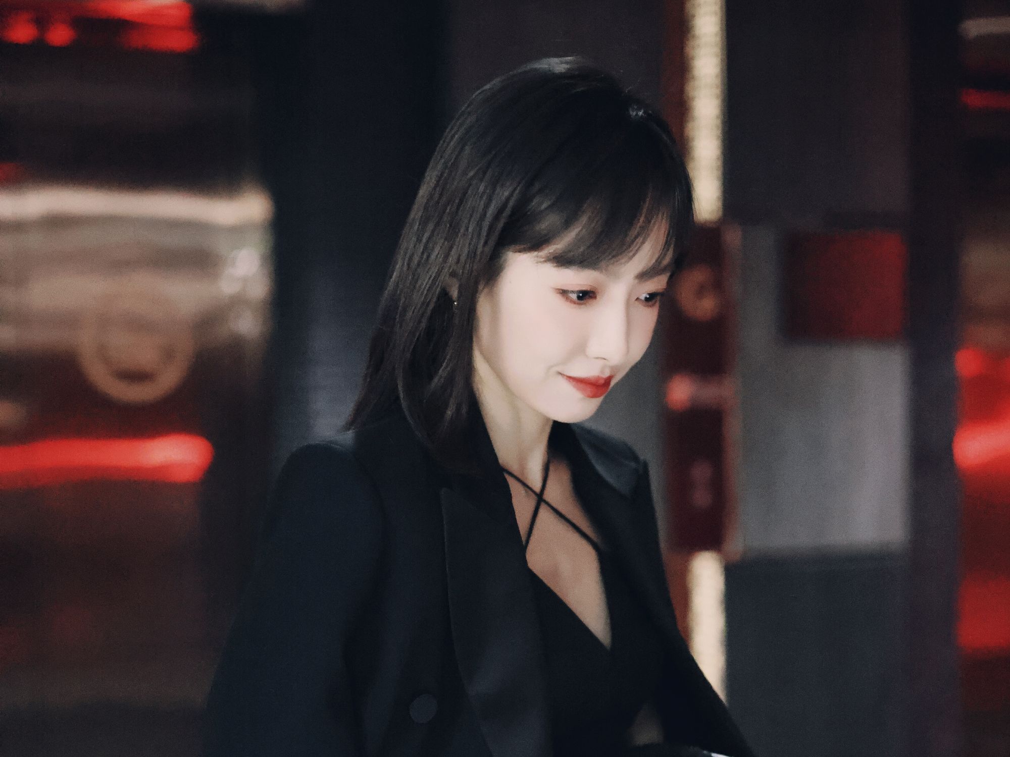 【宋茜】240118《我们的翻译官》芒果tv扫楼上班 饭拍2则