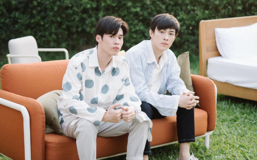 boompeak合体上节目为peak庆祝22岁生日2021.11.11