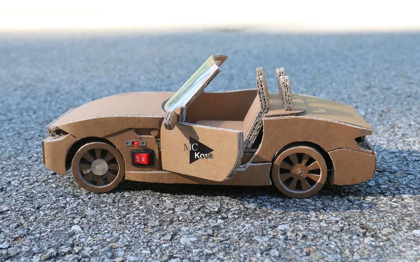 [mckook]用纸板做个小轿车模型