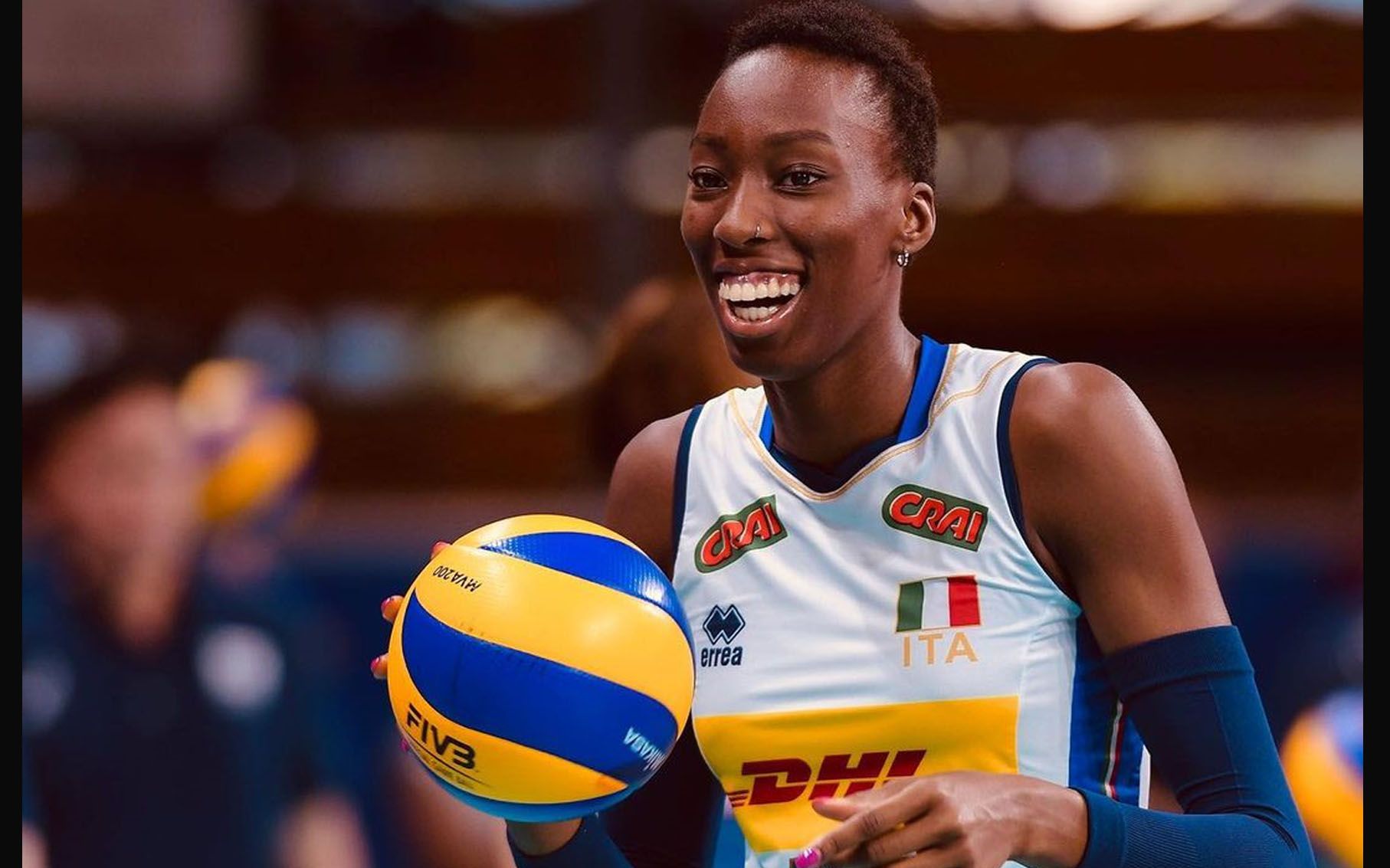 【艾格努】 扣高3.12m,发球109km/h 女子排坛第一重炮手