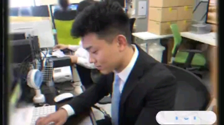 正装宏翔还是蛮帅的呦_哔哩哔哩_bilibili