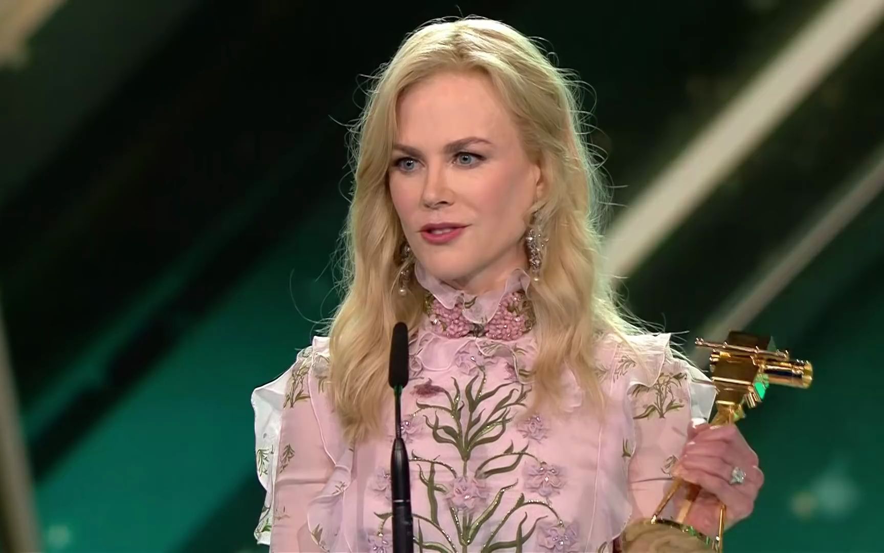 妮可基德曼获德国金摄影奖最佳国际女演员-nicole kidman-goldene