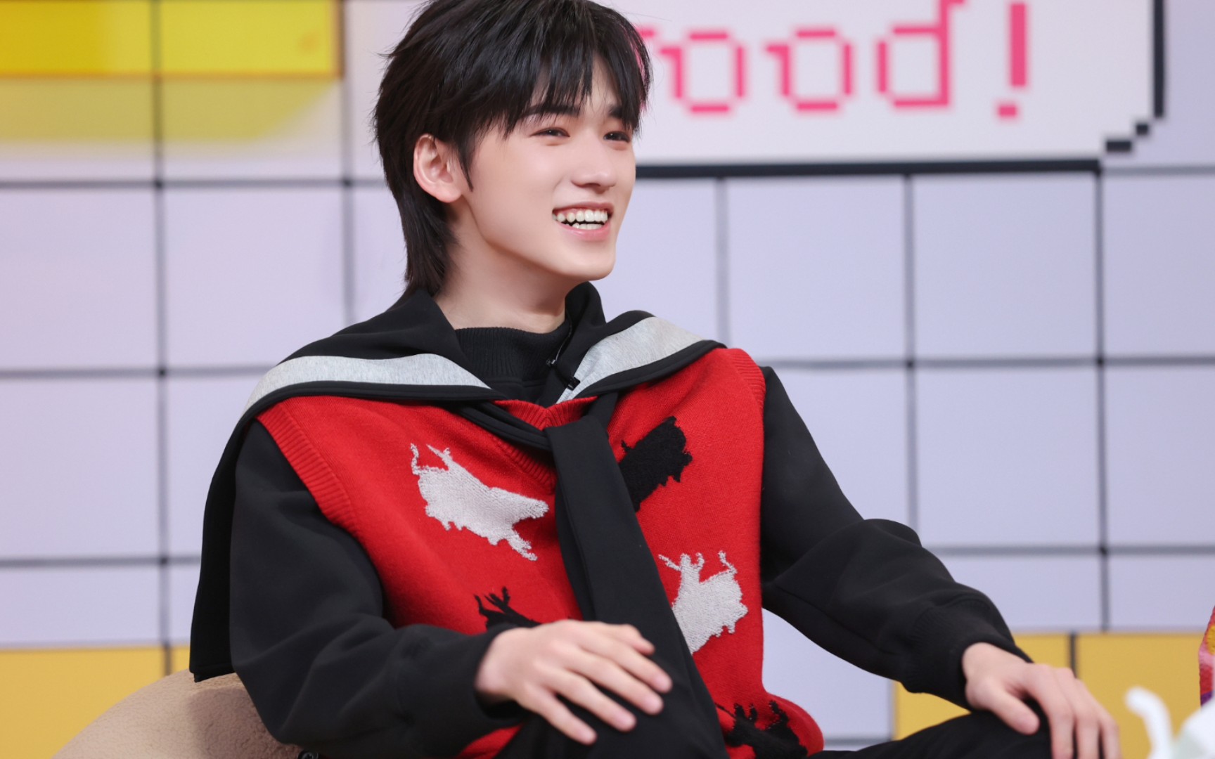 活动作品宋亚轩公开处刑看自己丑照都惊呆了