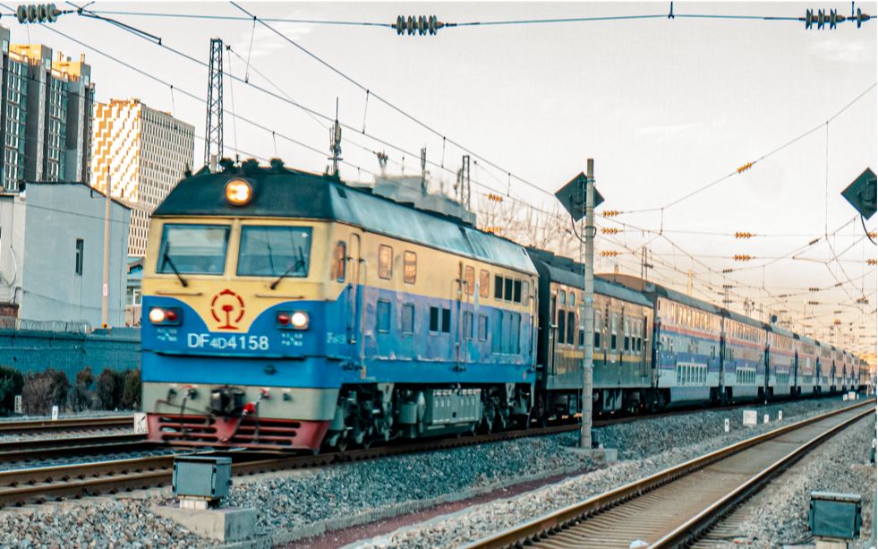 铁路大美东风情系京承京承铁路客运列车专辑