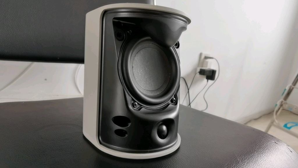 b&o m3 蓝牙音箱 开盖渡口试音 喇叭浮动