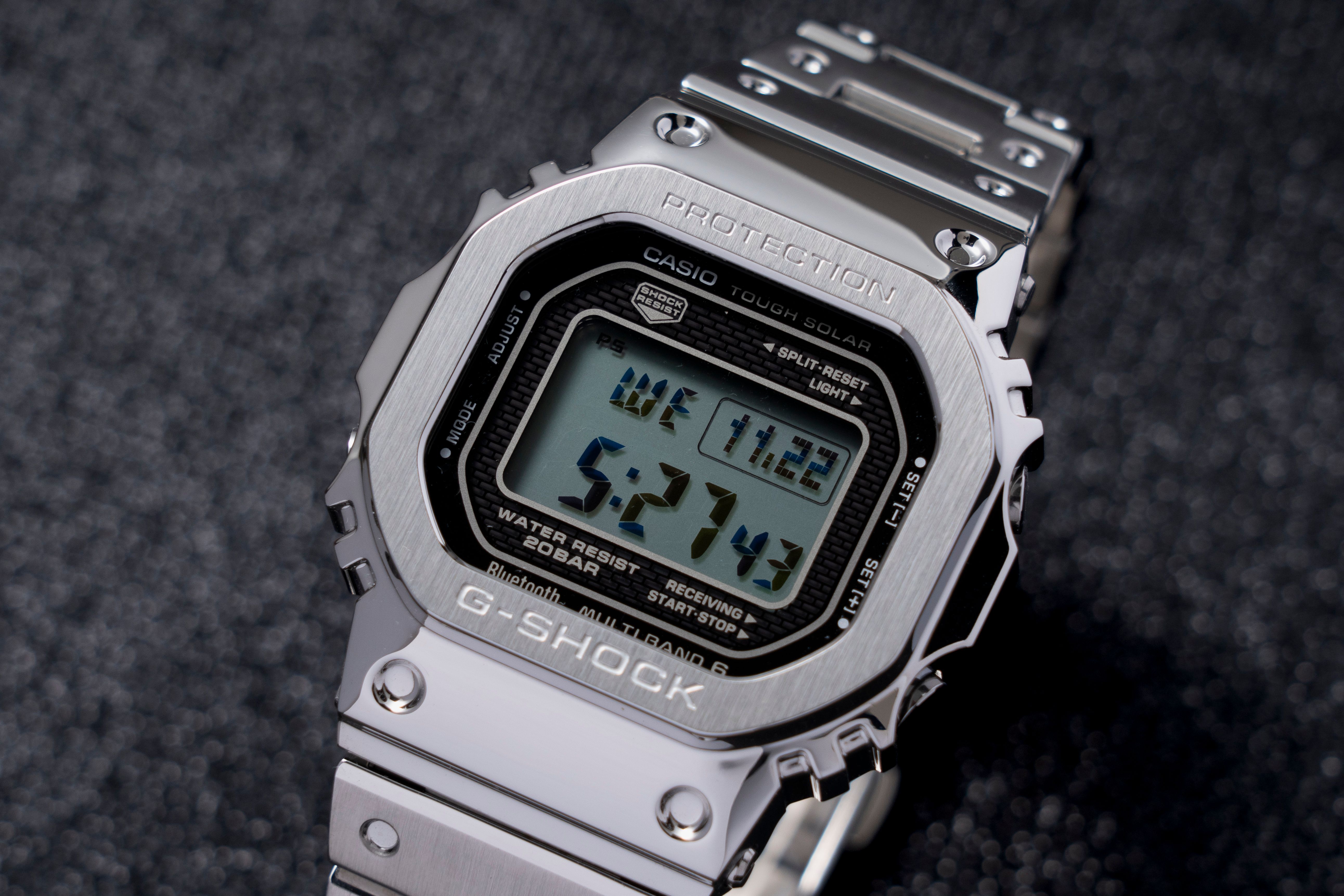 小银块跟农家橡树哪个更香?萌新怎么买比较好?卡西欧 GSHOCK GMWB5000D1 GM2100MWG1A【东城说表】 280期哔哩哔哩bilibili