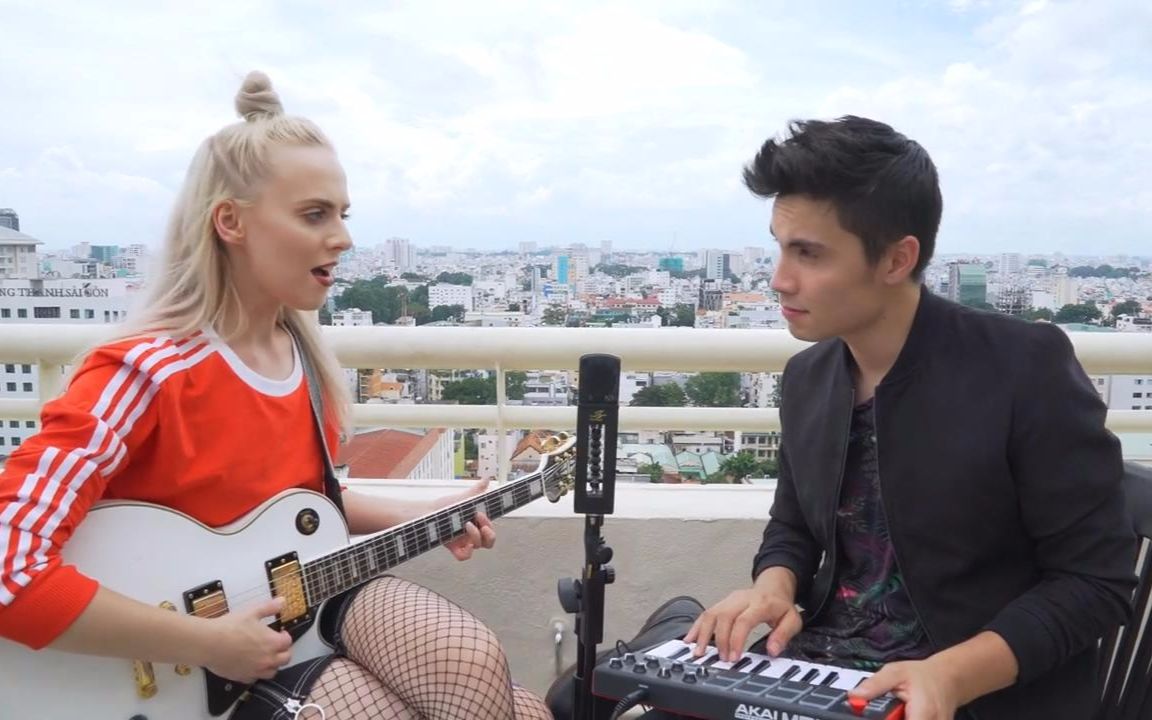 [图]【油管惊艳翻唱】Taylor Swift - Look What You Made Me Do (Madilyn Bailey&Sam Tsui)（中英字幕）