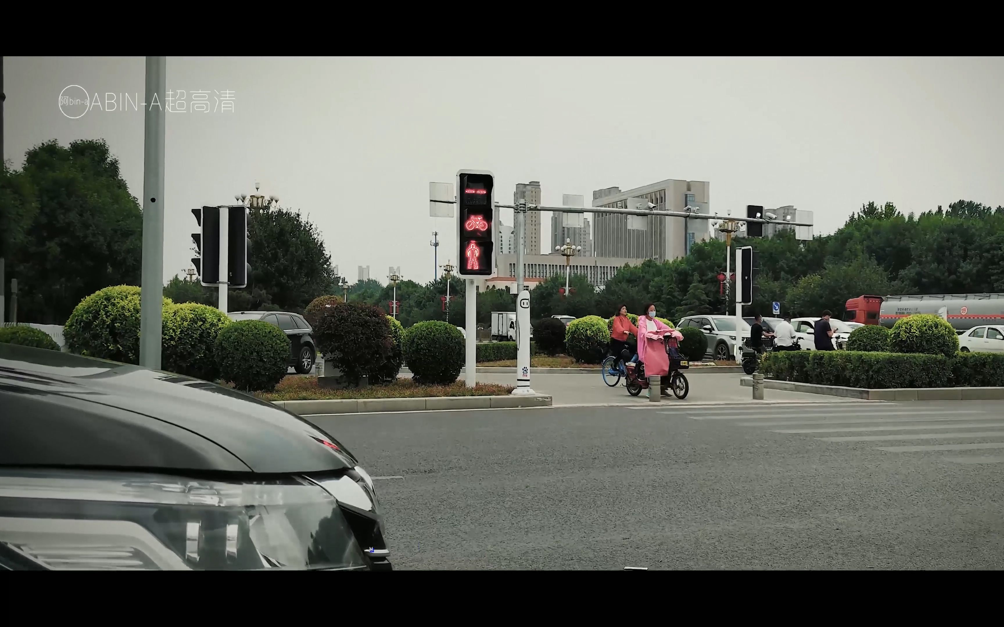 伤感红绿灯路口照片图片