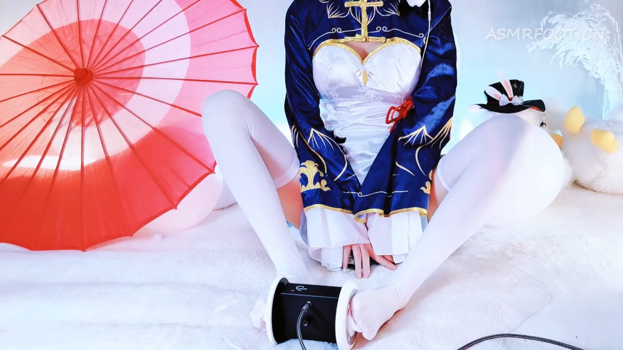 ［ASMR FOOT］白色丝袜的自愈系耳部按摩