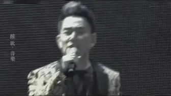 我比任何人都爱你，比任何人都想让你开心，比任何人都想跟你在一起……但在你这里，我却比不上任何人……