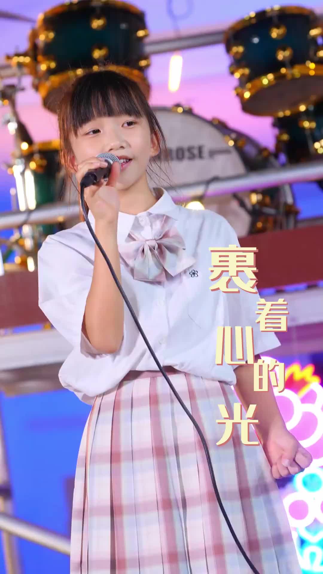 裹着光的人心都很暖大饼博士的小星星们