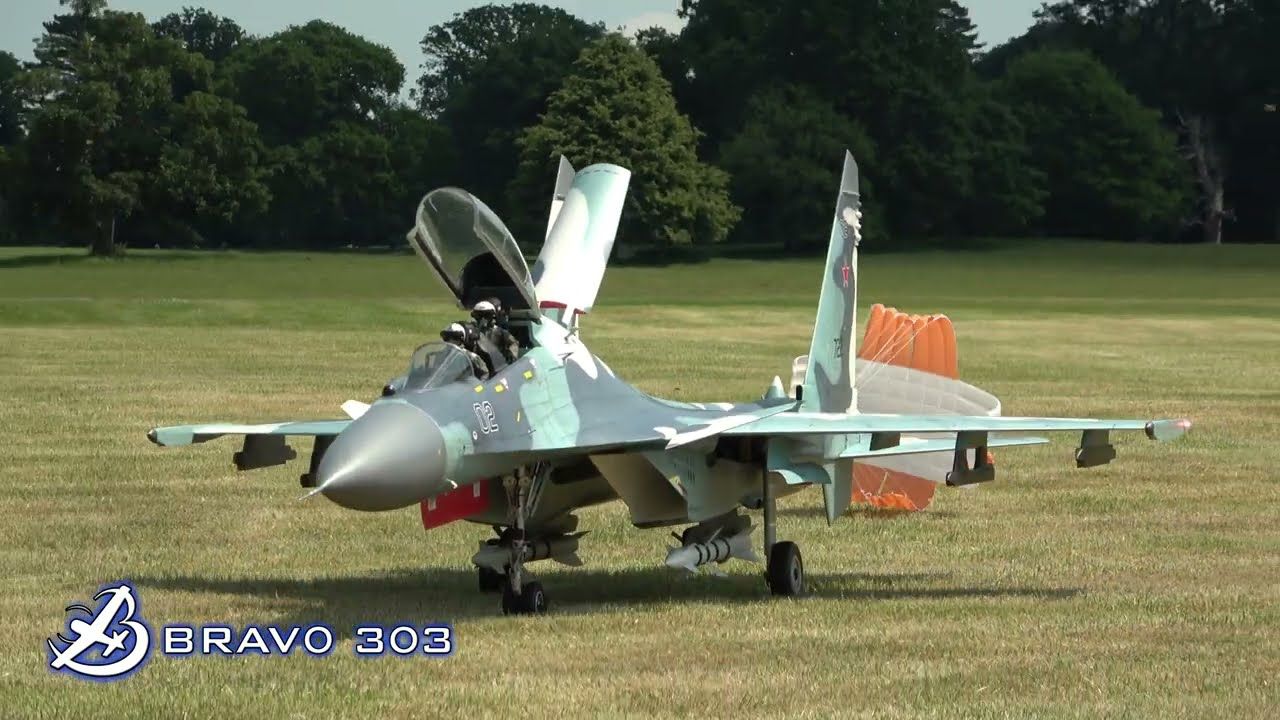 SU30战斗机航模飞行表演Weston Park Model Airshow 2023哔哩哔哩bilibili