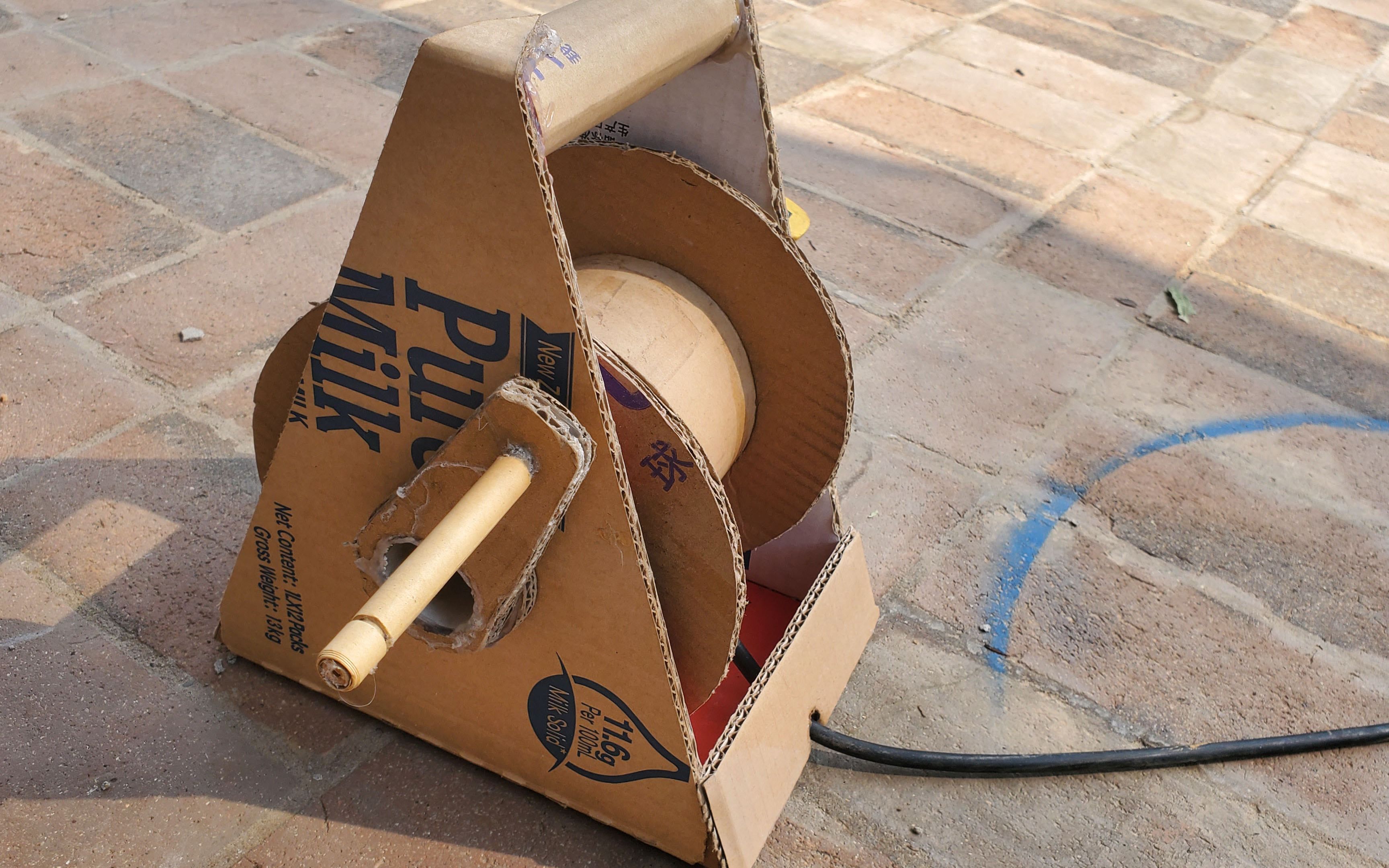 废纸箱制作超好用收线器