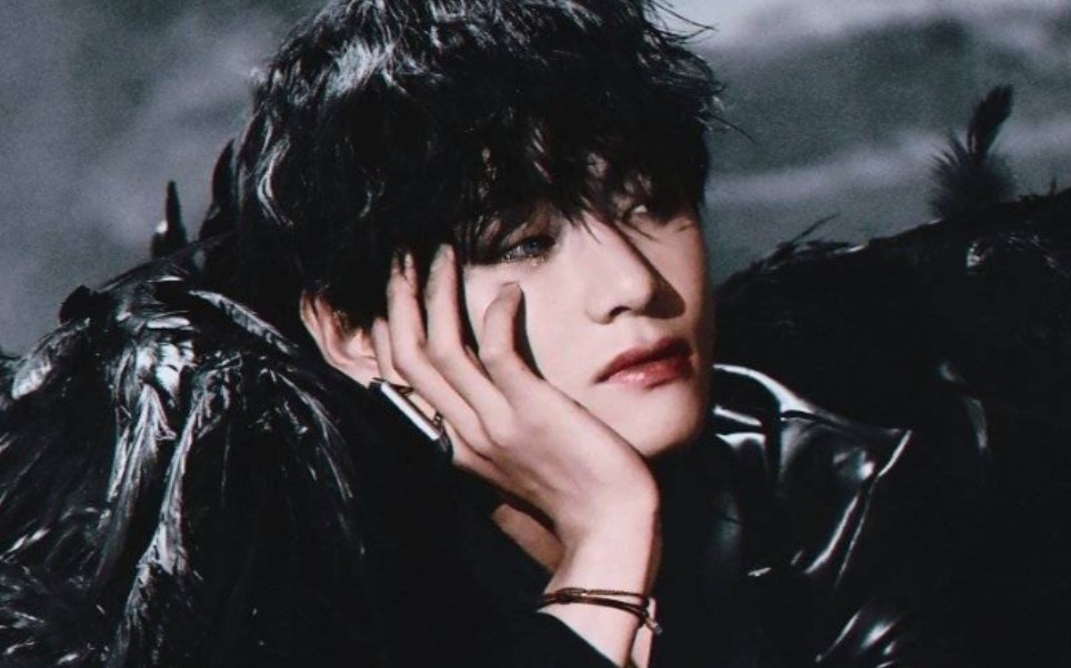 防弹少年团线上演唱会超清现场《black swan》黑天鹅泰绝了