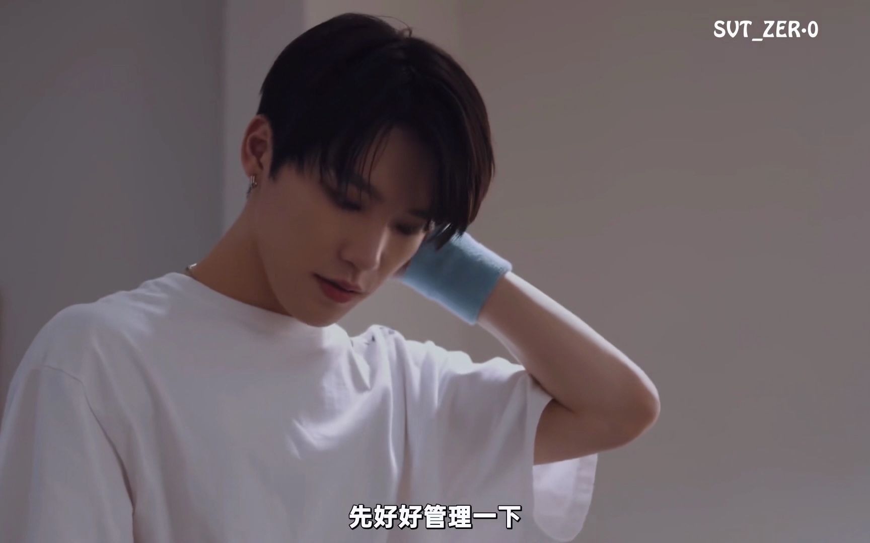 李灿我们可爱又可靠的水獭宝宝生日快乐