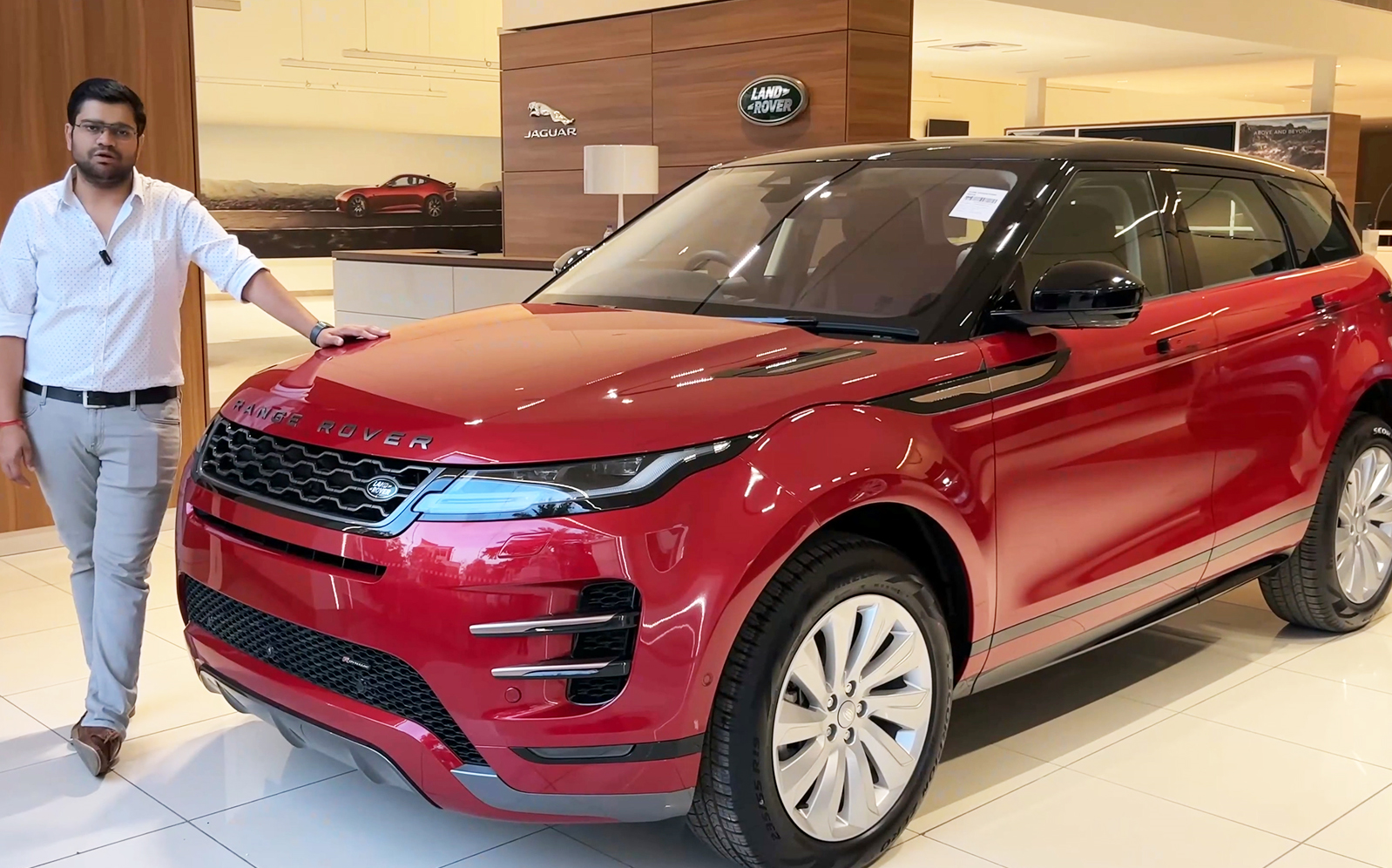 【48 automobiles】门店实拍 路虎揽胜极光 d200 r-dynamic se