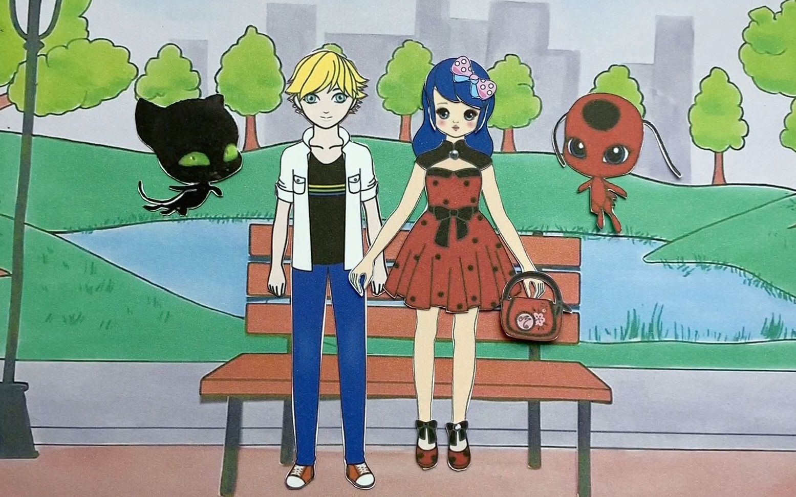 纸娃娃手工换装秀:玛丽娜和艾俊约会,还是瓢虫款的连衣裙好看