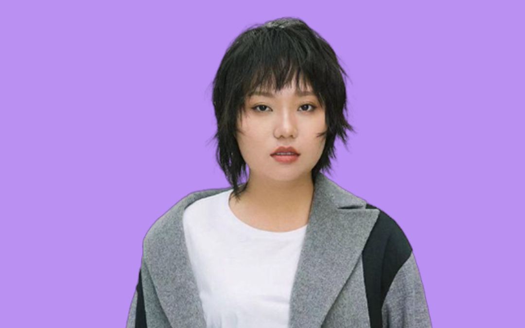 北大才女李雪琴,仅用五个字帮秦霄贤化解尴尬,坐稳德云社团宠位置