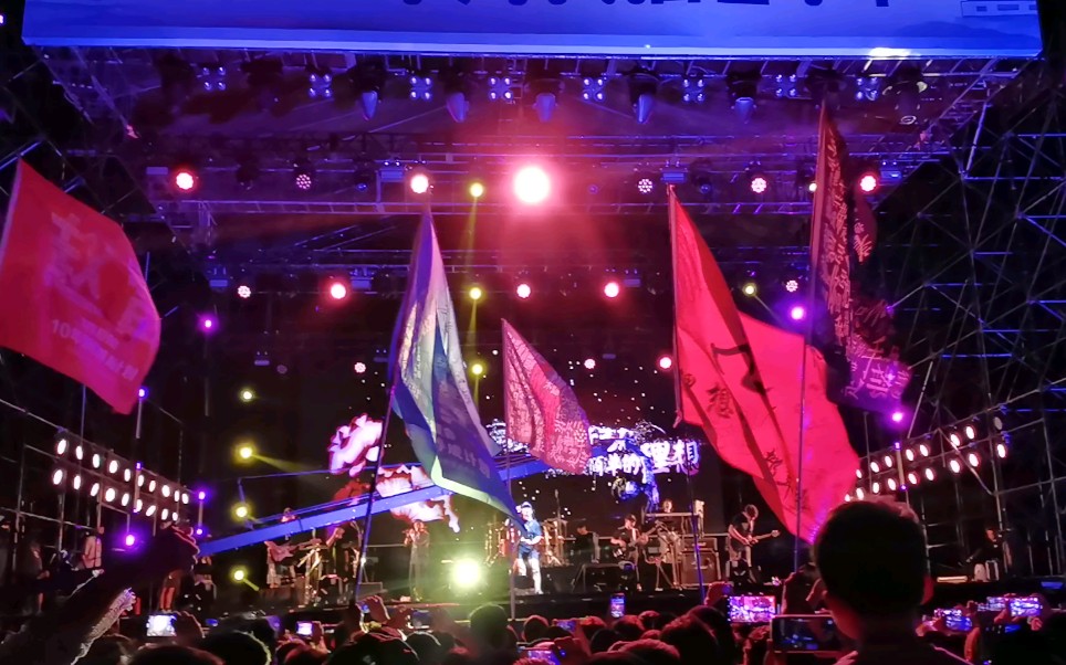 【赵雷】《南方姑娘》【2021东海民谣音乐节】_哔哩哔哩_bilibili