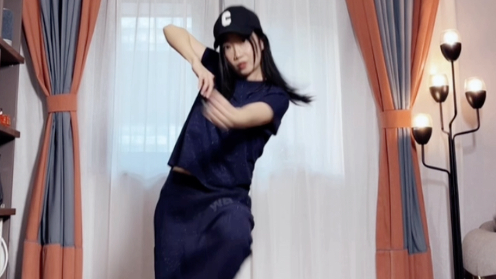 一段硬来的舞,跳house的和不跳house的都沉默了