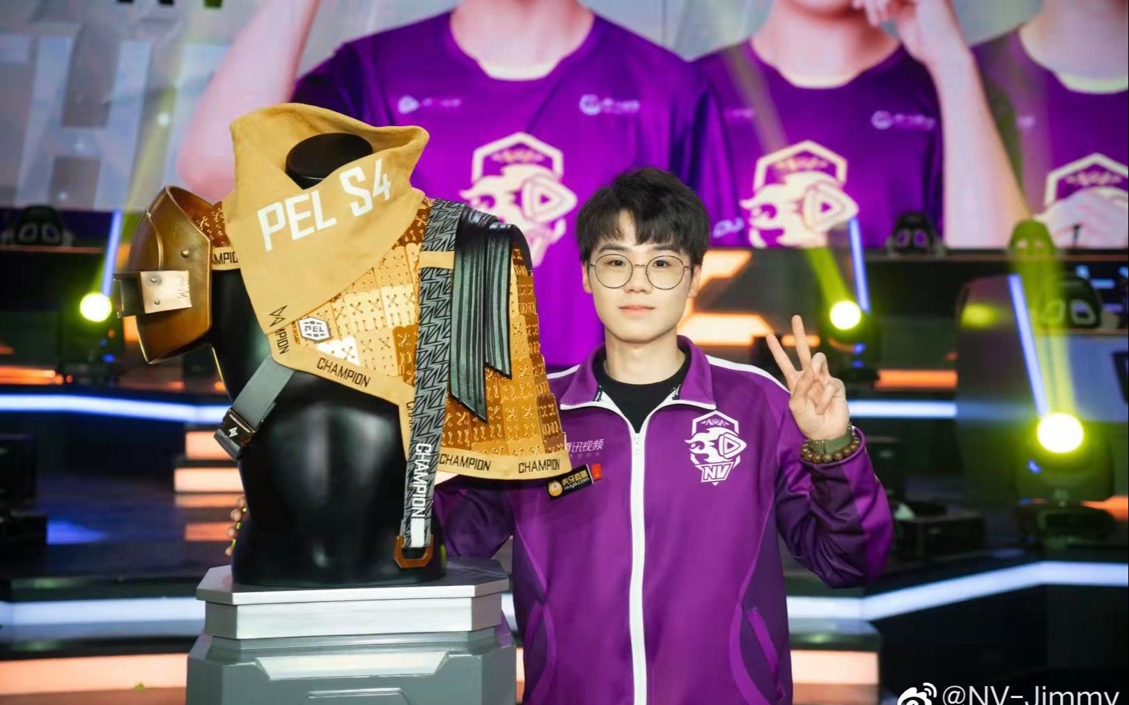 勇敢米米,不怕嘎嘎 nv-jimmy1月6日直播(剩余部分除去充电和训练赛