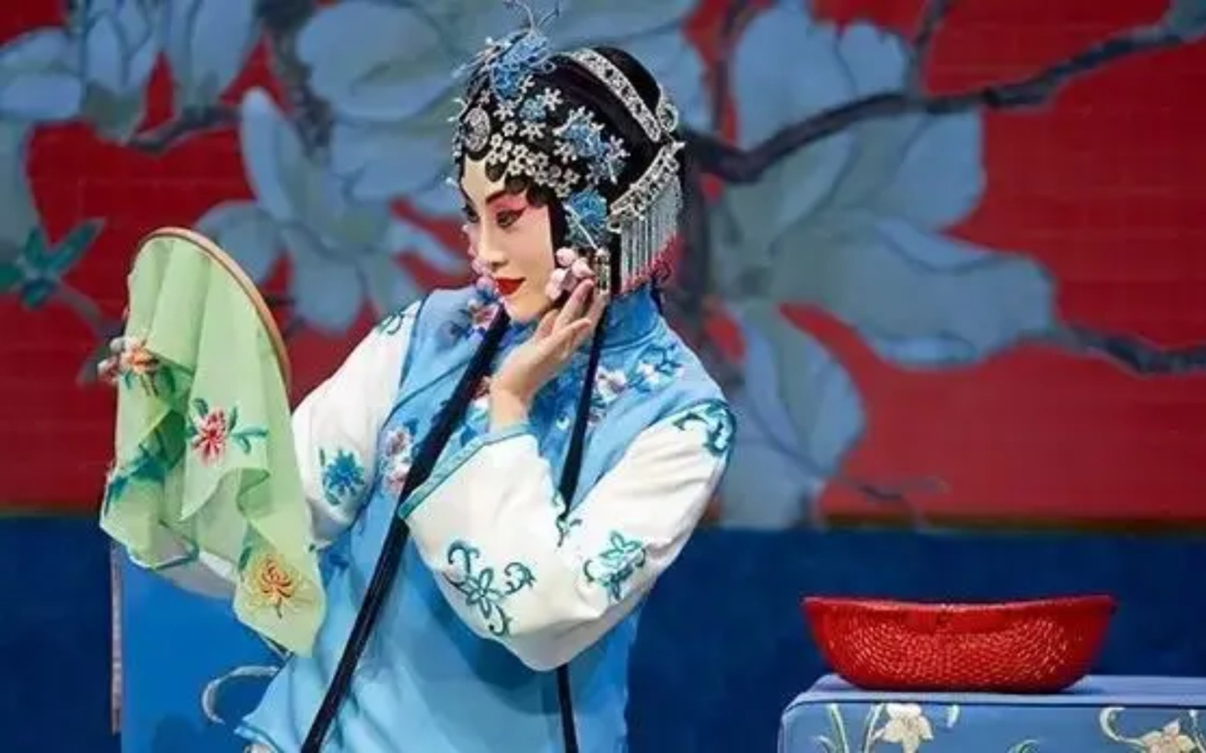 张火丁《鸳鸯冢》唱段