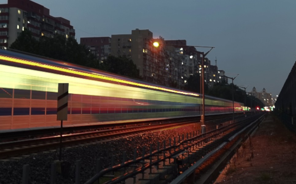 延时摄影1日夜兼程61北京地铁13号线柳芳光熙门区间定点观测