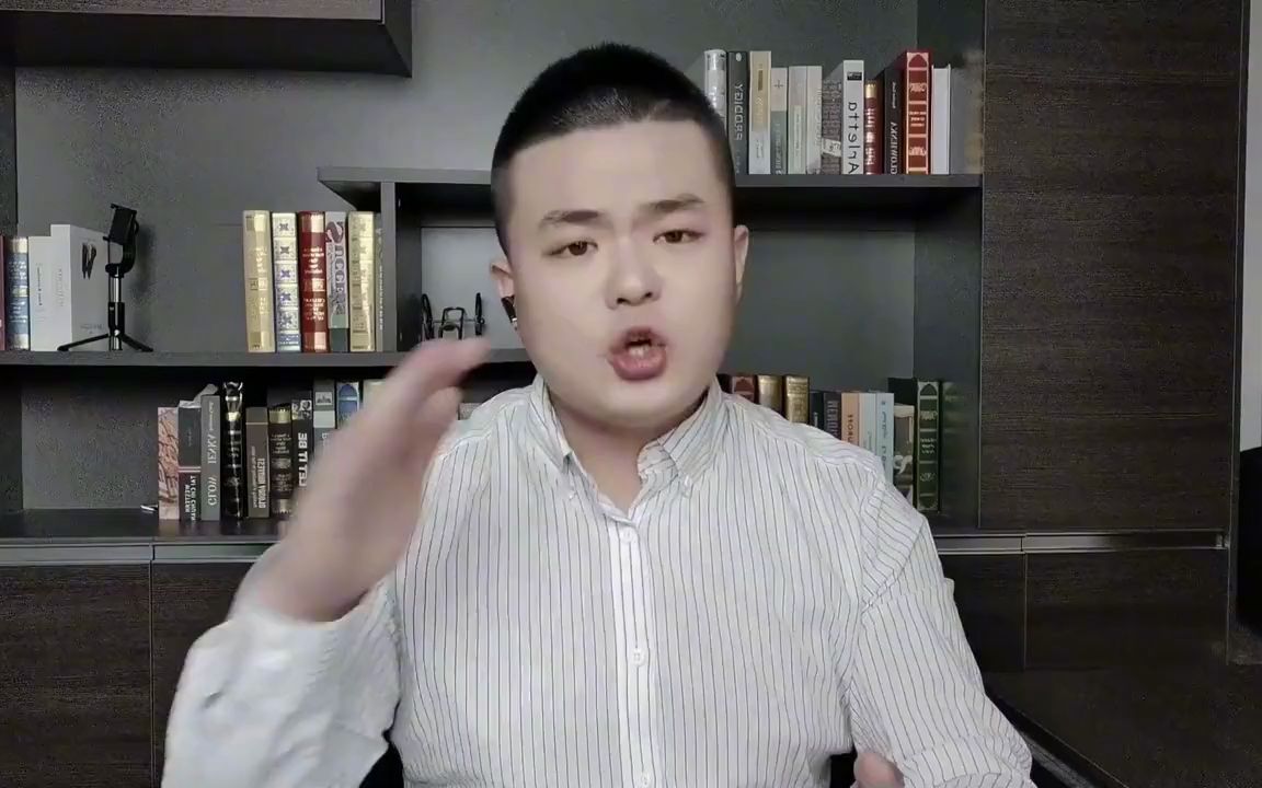 动作电影解说天花板账号文西与阿漆影视解说账号拆解
