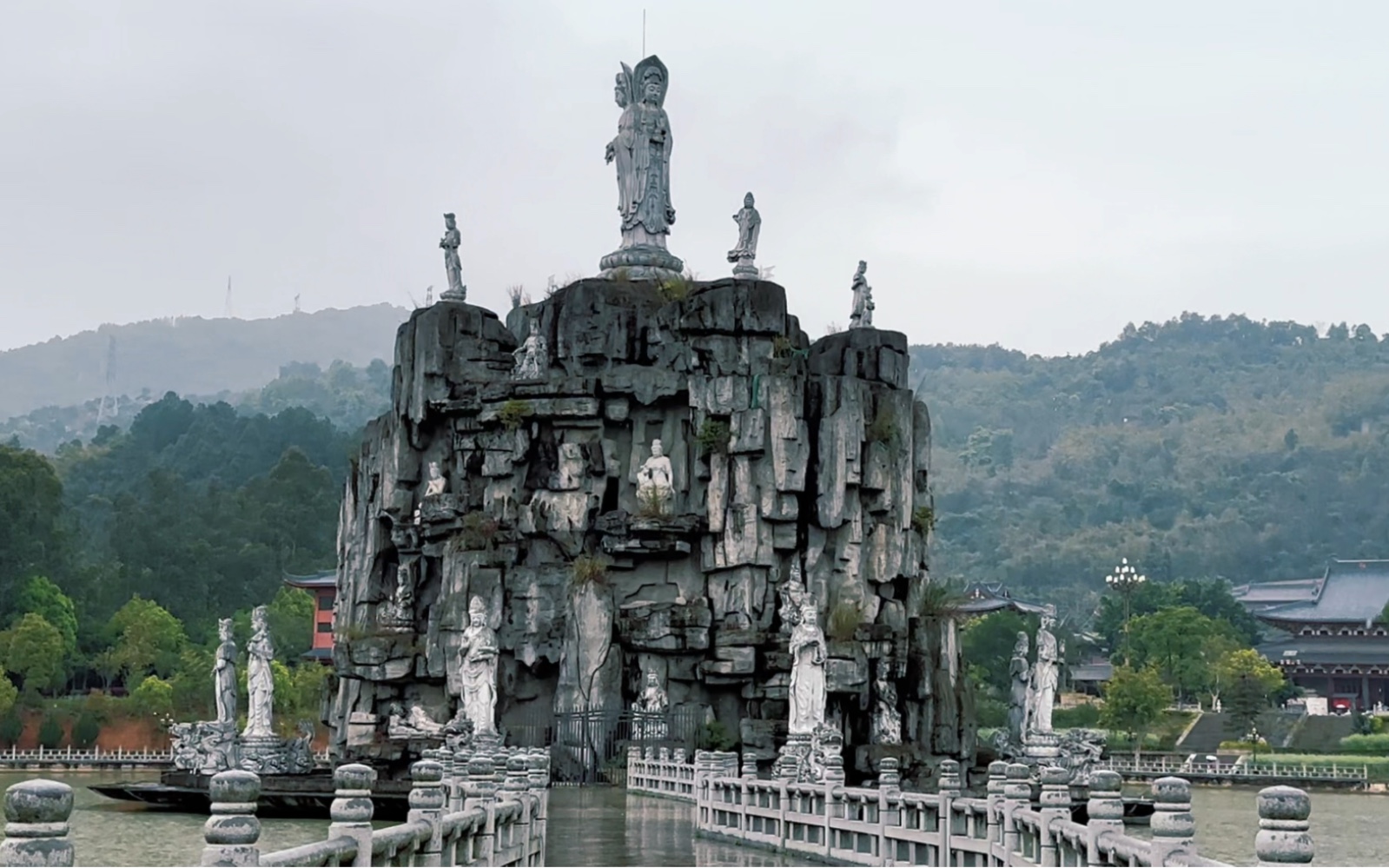 [图]福州万佛寺 一方净土，三柱清香，愿心所愿，皆能如愿。