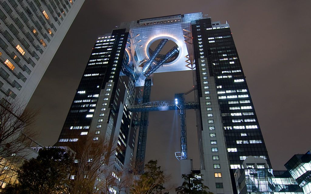 大厦管理员万丈高楼平地起发家致富盖大厦